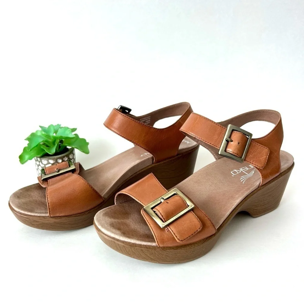 Dansko Jen Platform Sandals Brown Leather Ankle Strap Size 41